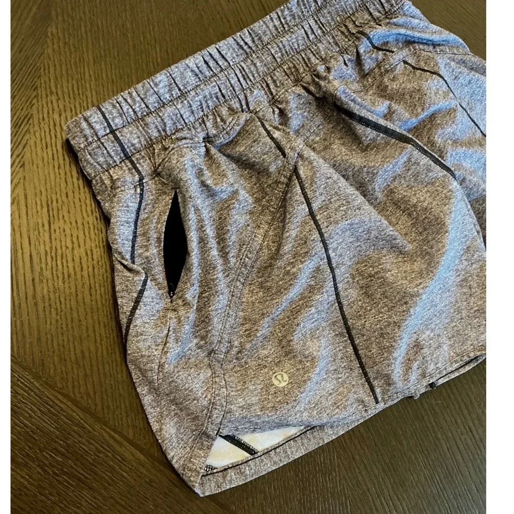 Lululemon Run Speed Shorts Womens 8 Heathered Gray Black Lined 2.5